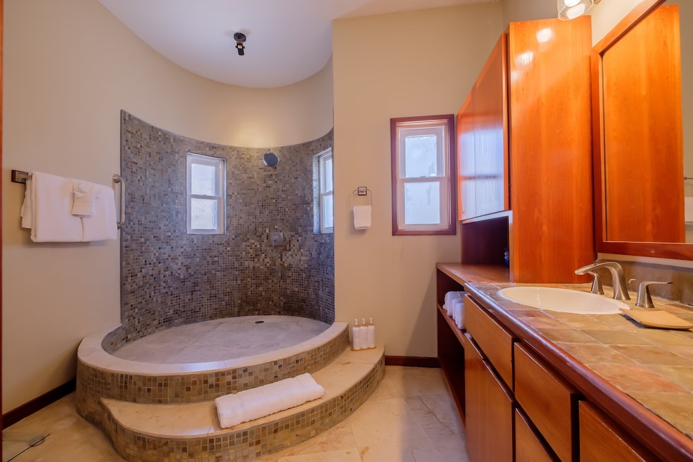 Indigo Belize 5a 3 Bedroom Condo