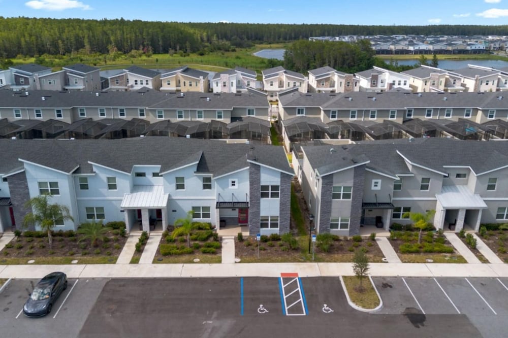 Outstanding 5bdr Disney Vacation