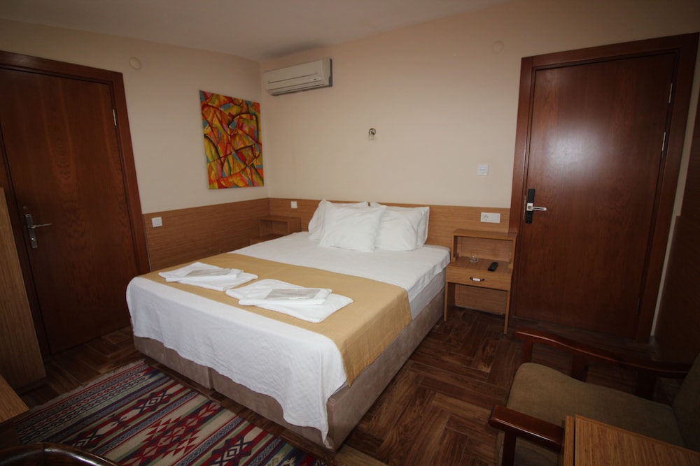 Kadikoy Otel