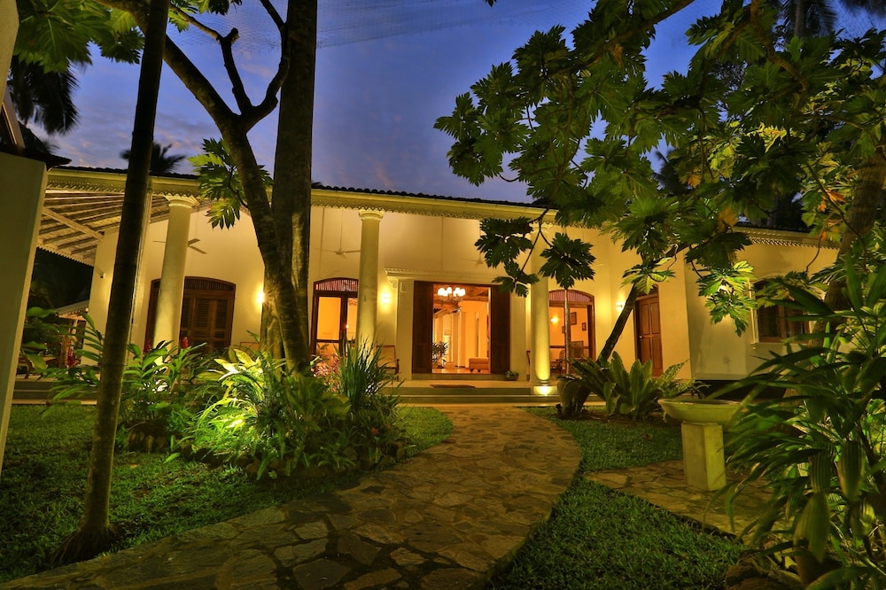 Amara Villa