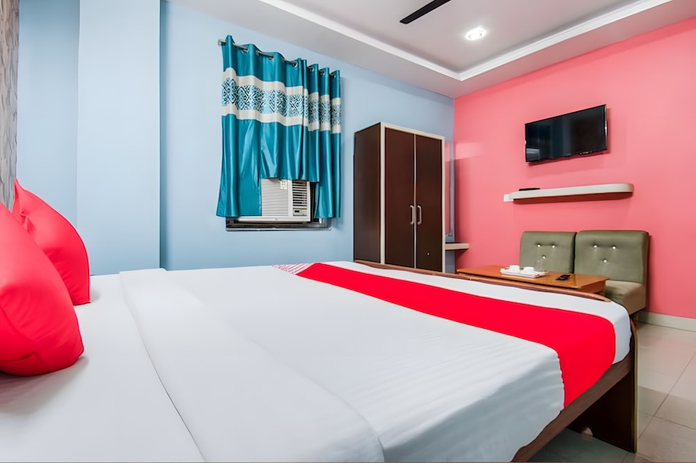HOTEL PRADHAN INN
