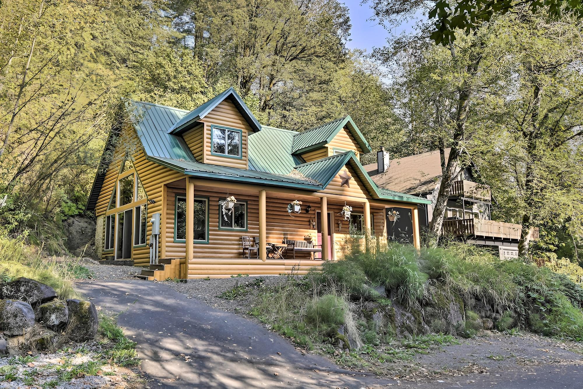 Cozy Rhododendron Cabin: Hike & Ski Nearby! view 5