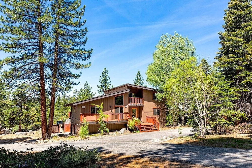 Cold Creek Lodge 3 Bedroom Home