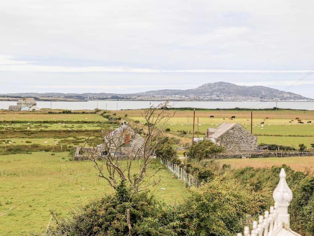 Bodlasan Groes Cottage