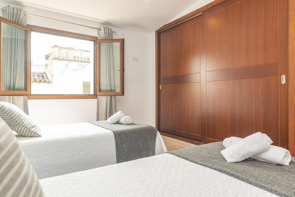 Villa Placeta - Villa With Private Pool. Free Wifi