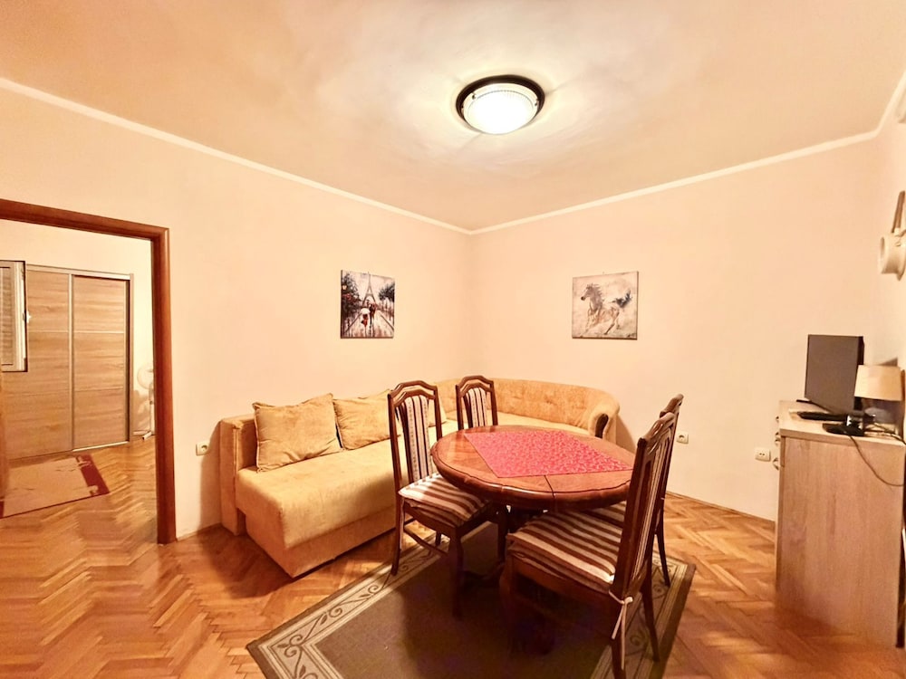 Beachfront Apartments Oaza