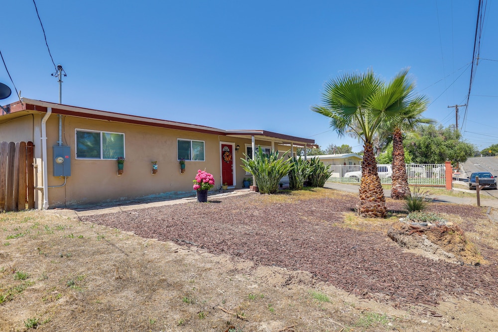 8 Mi to Carlsbad Beach: Home w/ Patio & Yard