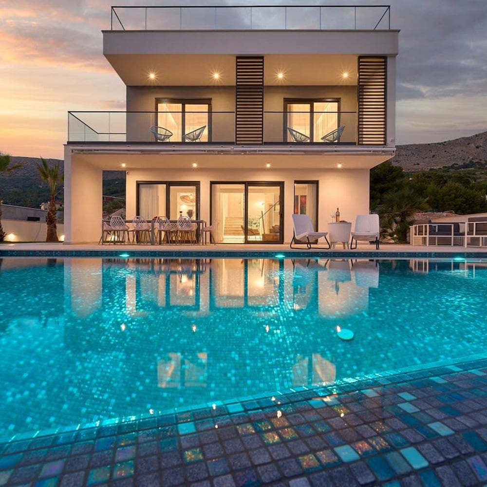 Villa Sunset - Luxury Adriatic Sea View Estate