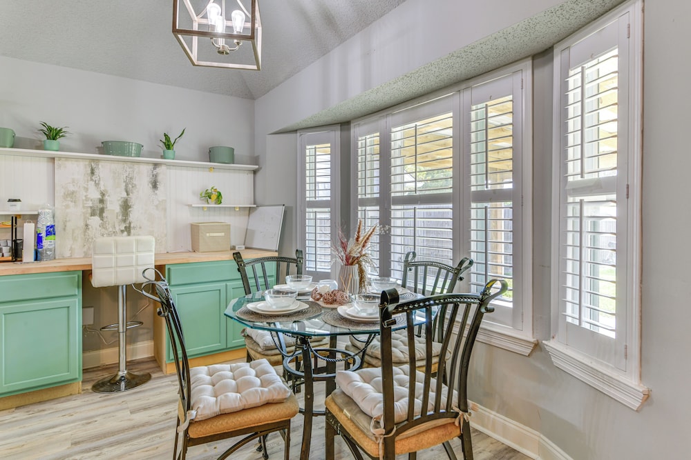 Private Yard & Patios: Family Home in Laplace!