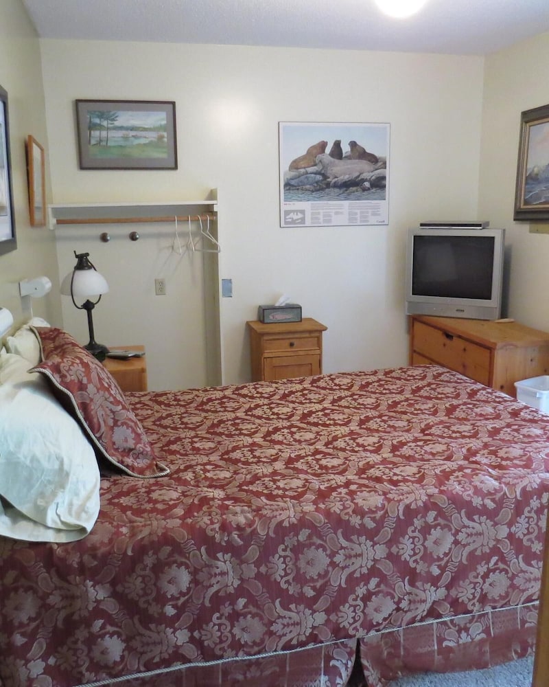 Tofino Swell Lodge