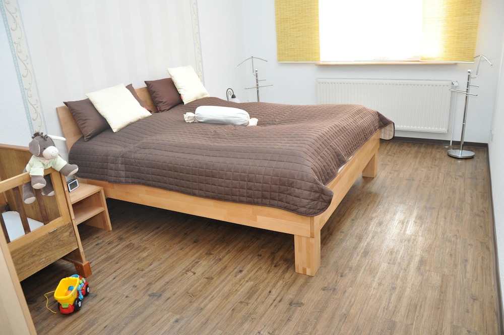 Photo 37