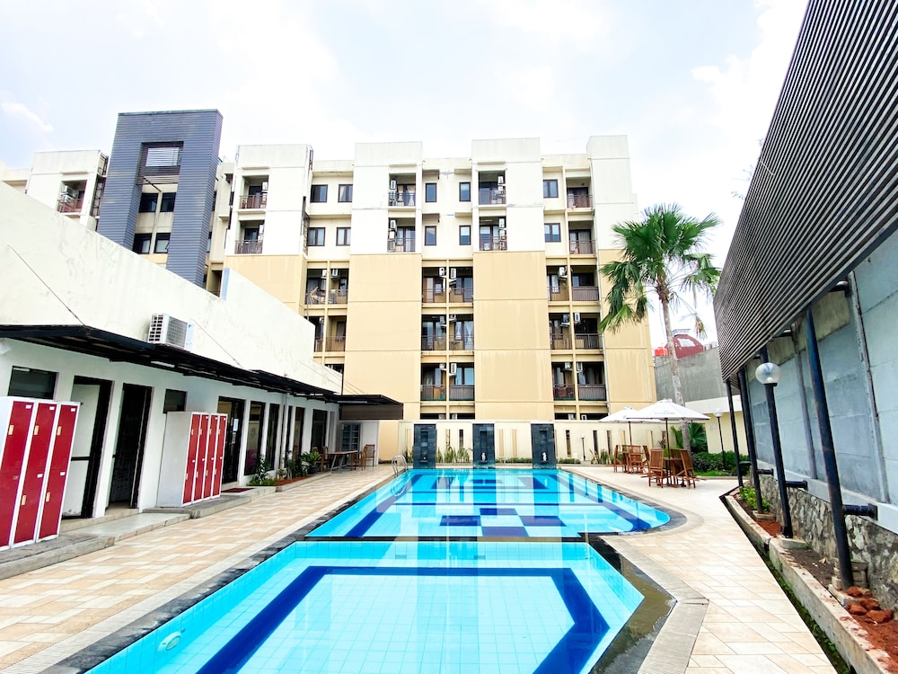 Homey And Warm Studio At Metropark Condominium Jababeka Apartment view 4