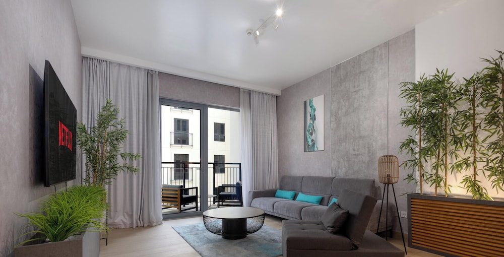 LUX The La Mer Beach Suite 5