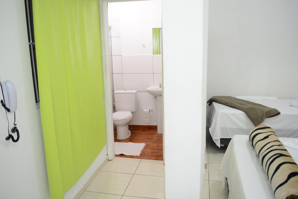 Lize Hotel-Hostel