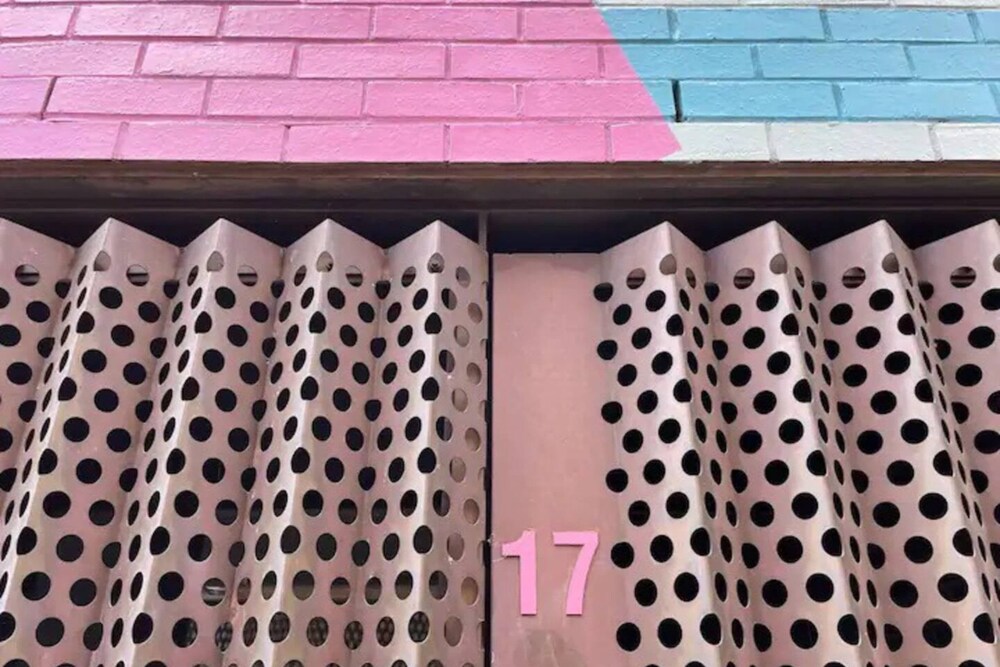 Bright and Stylish 2 Bedroom House in Shoreditch
