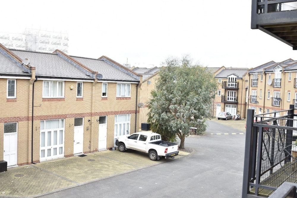 Thames view house