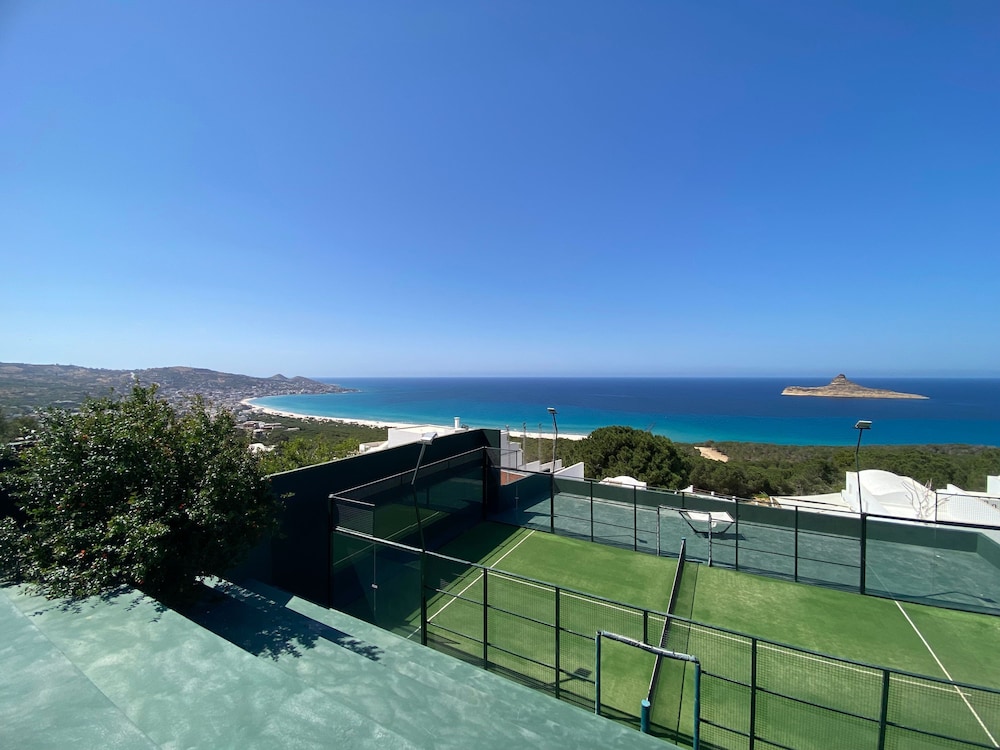 Padel Resort 2bd Apt