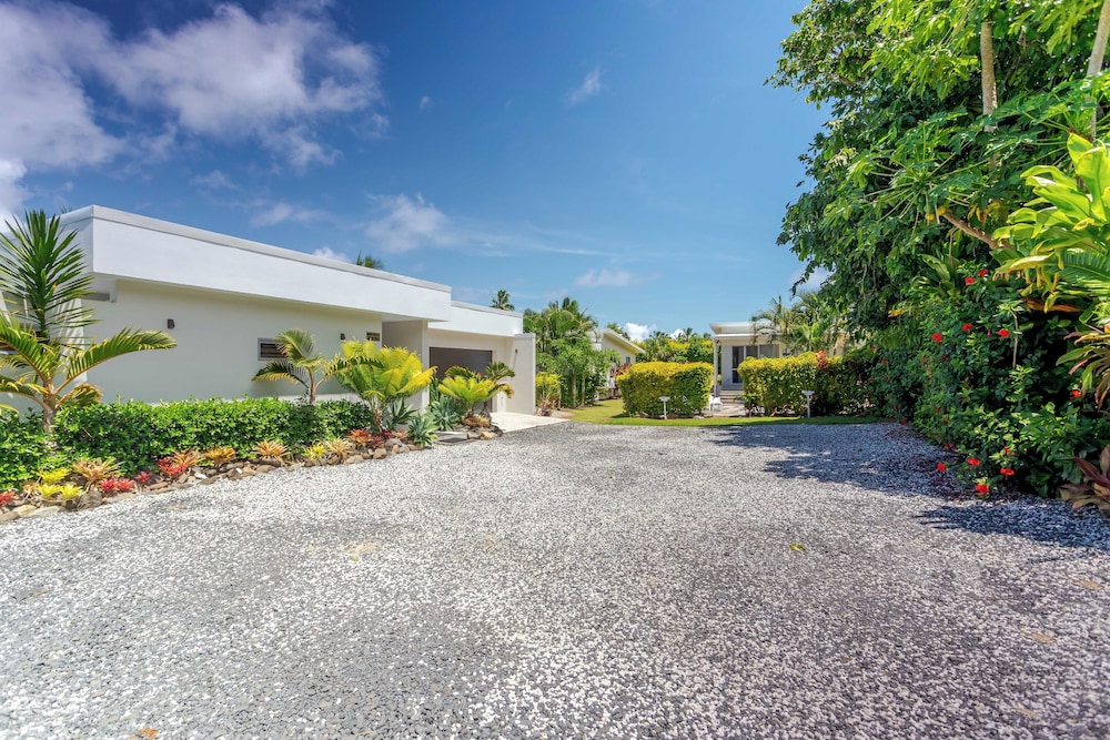 Mama Taras Luxury Villa view 5