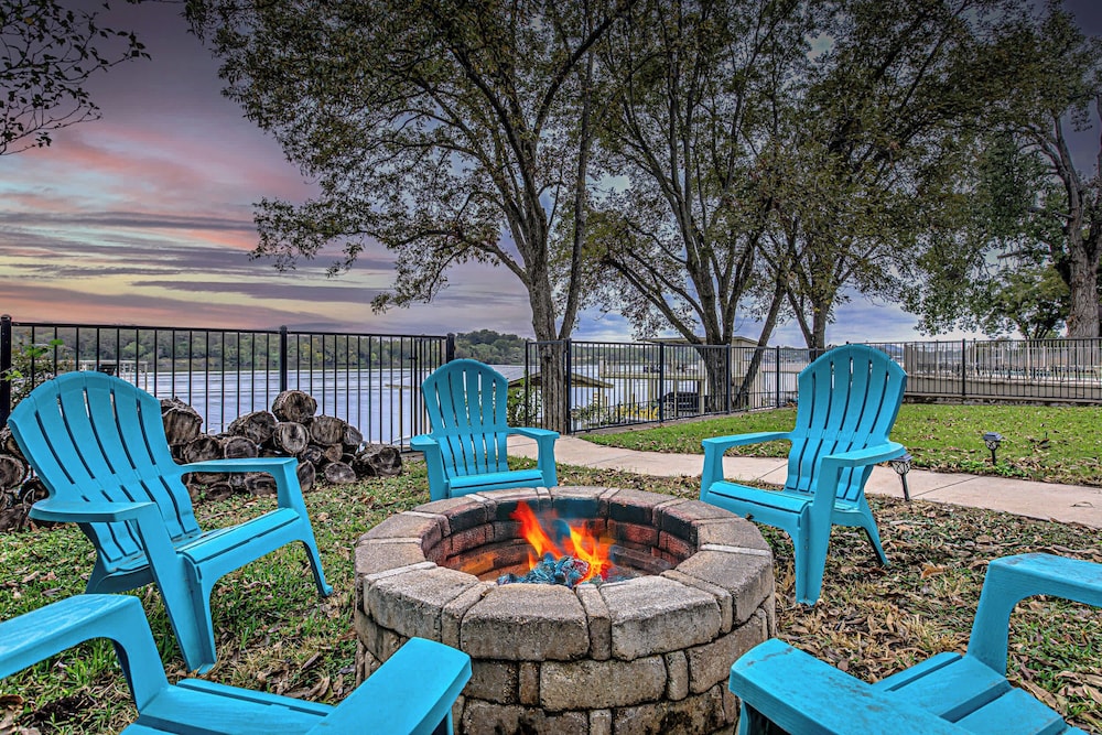 Triple L! Waterfront w/ Private Boat Dock!