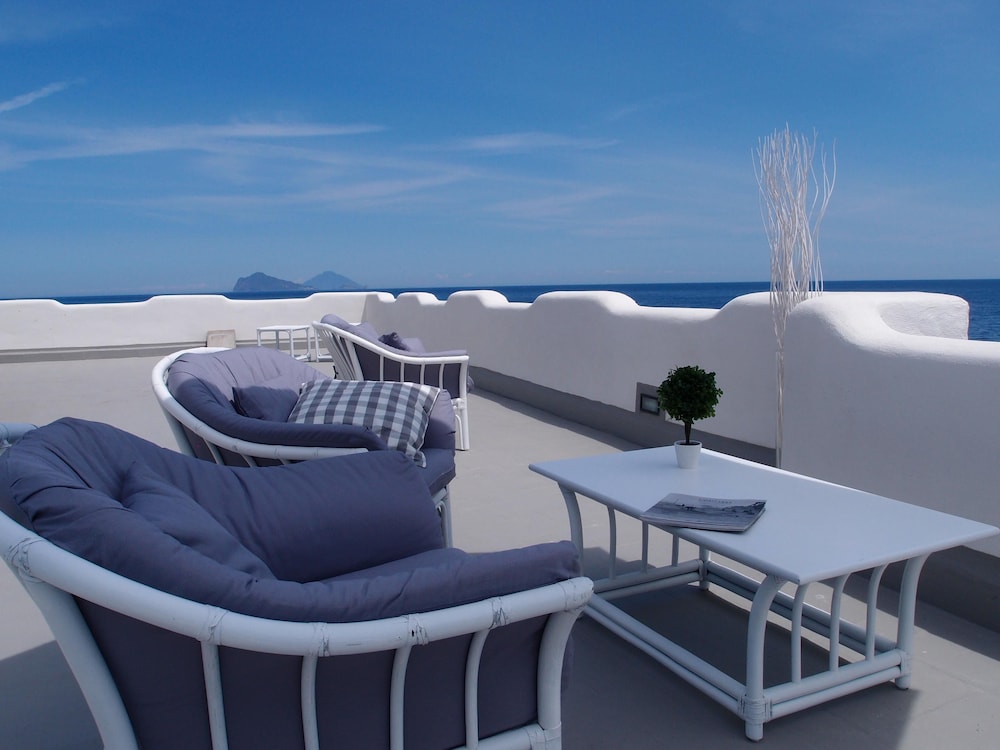 Pietra Pomice Hotel