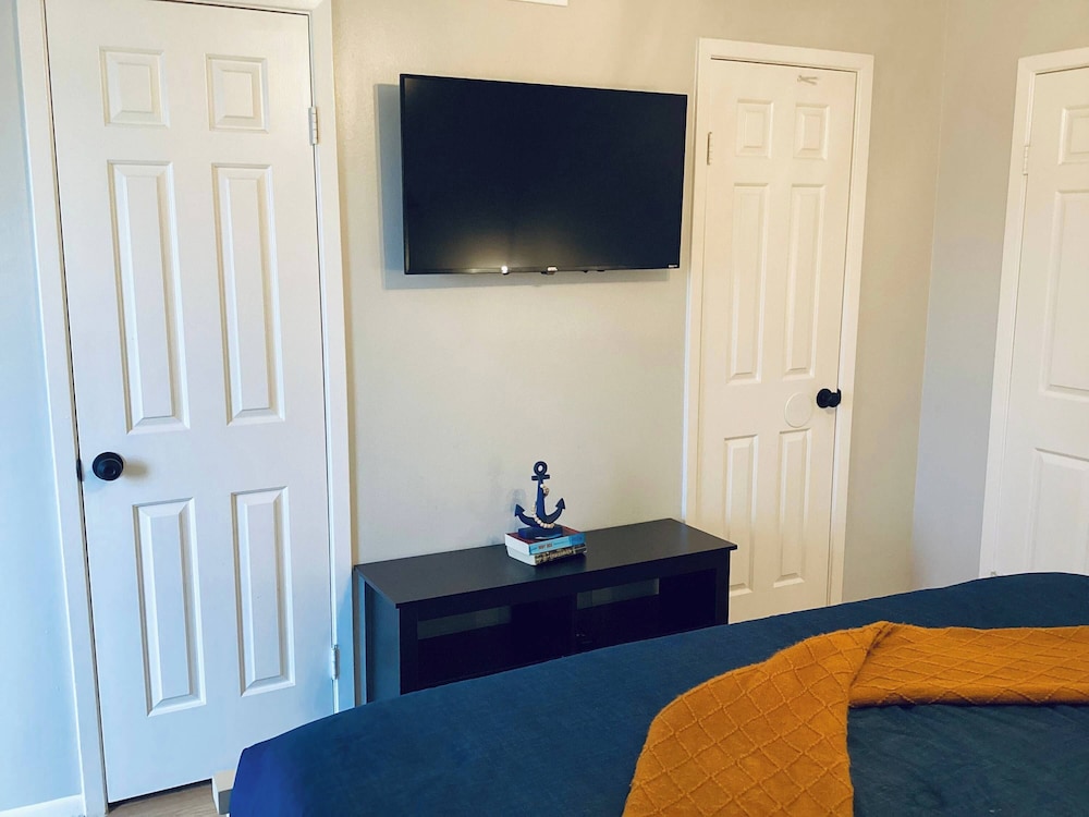 Marina Maison 2bdr Condo