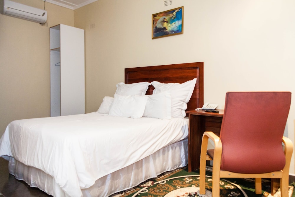 Glen Lodge & Tours