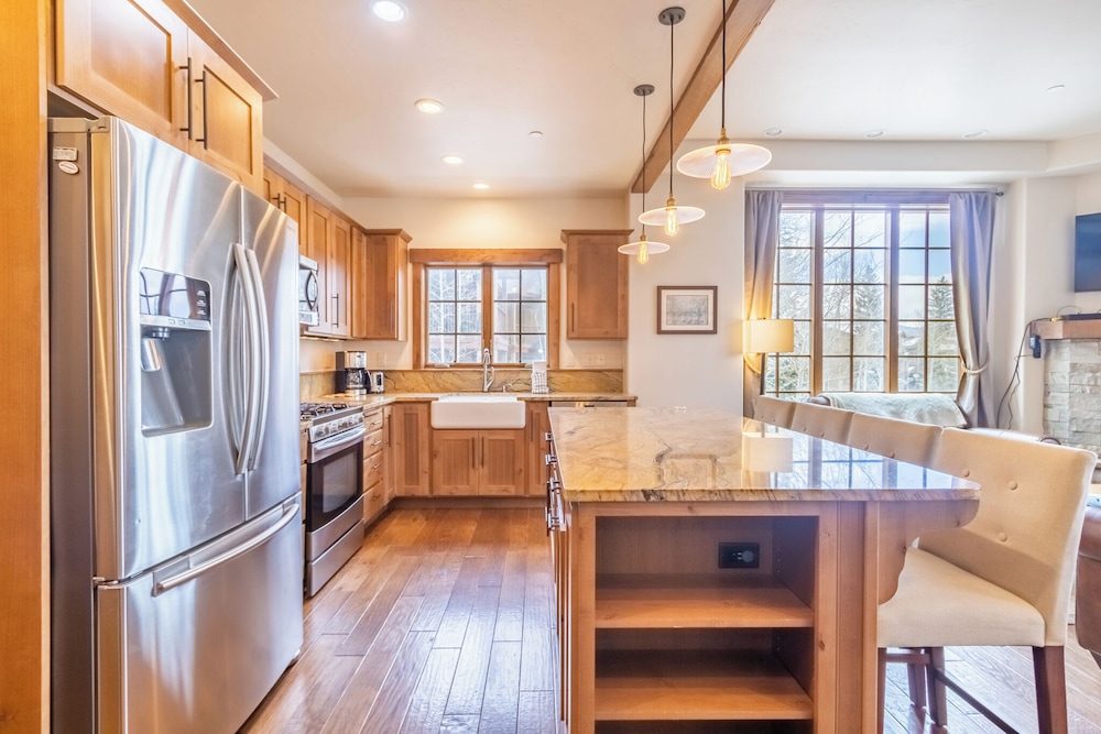 West Main Unit 102c