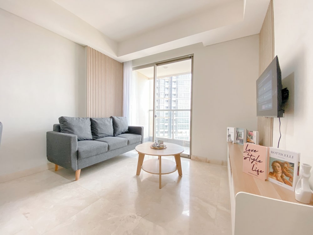 Fully Furnished and Elegant 2BR at Gold Coast Apartment PIK