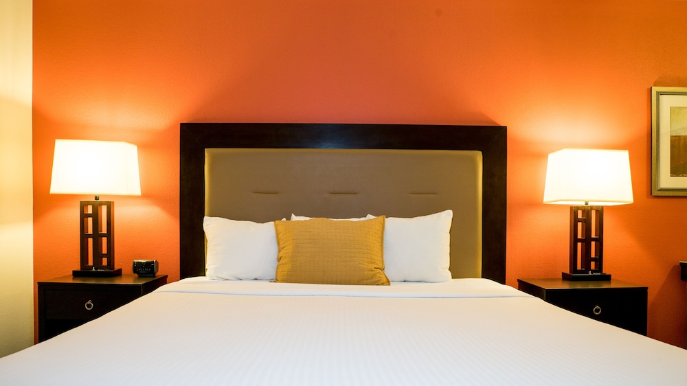 Motel 6 Anaheim Hills