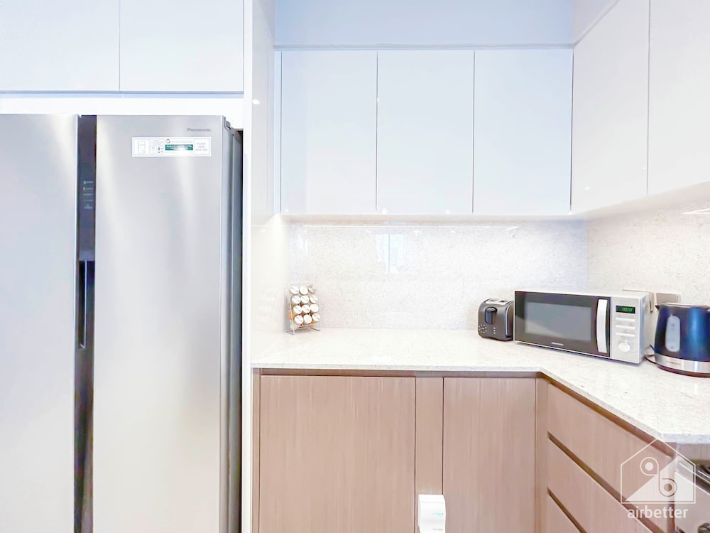 Spacious 3.5 Bedroom Apartment in Burj Royale