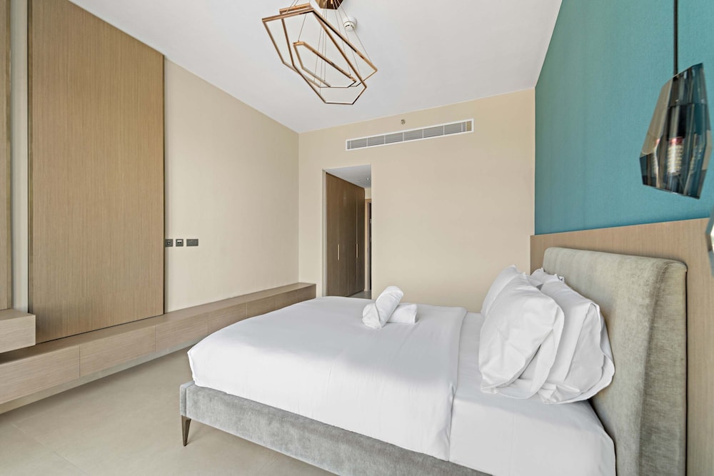Modern 1BR in the Best Residence of JVC With Pool