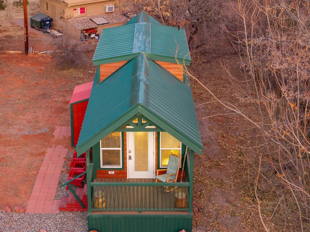 NEW Moondance Majestic Mini Cabin Cathedral Rock