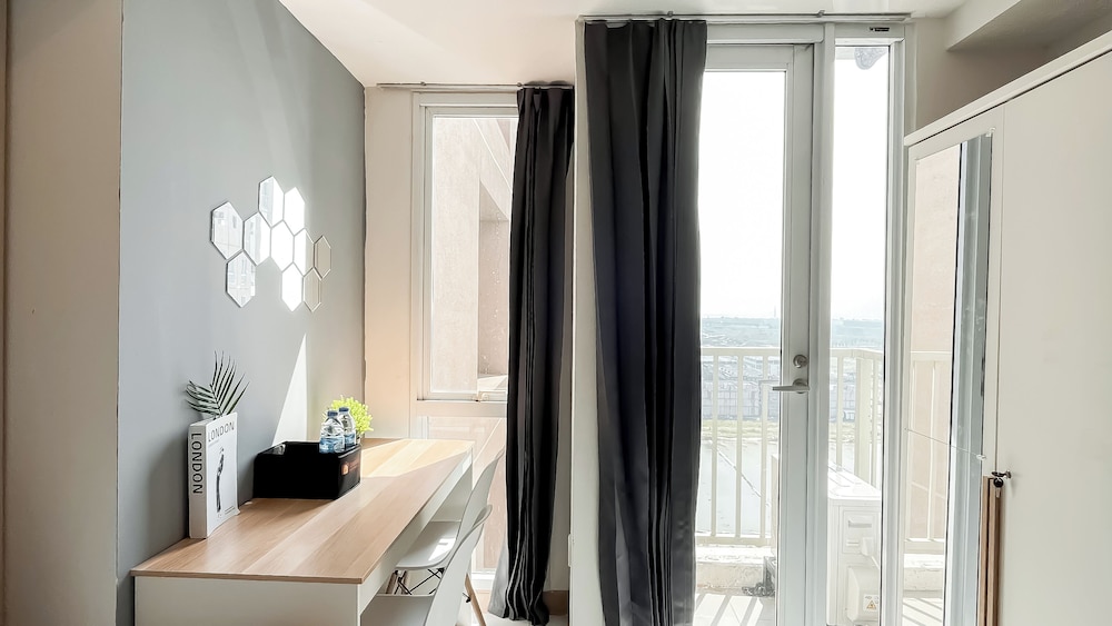 Nice Studio Near Tokyo Hub At Tokyo Riverside Pik 2 Apartment