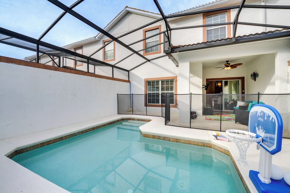9 Mi to Wdw: Resort Retreat w/ Heated Pool!