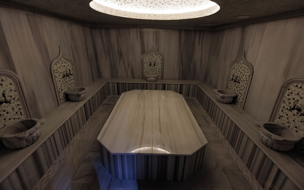 Green Village Hotel and Spa