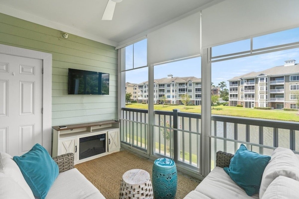 Magnolia Pointe Magnolia Lake 4817-204 3 Bedroom Condo