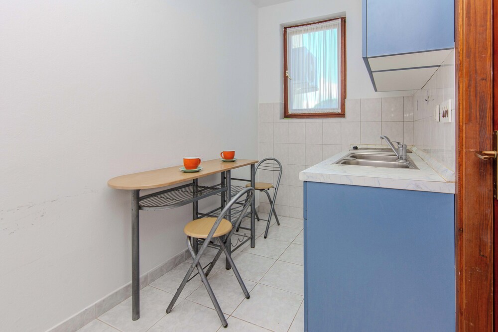 Apartments Kurta