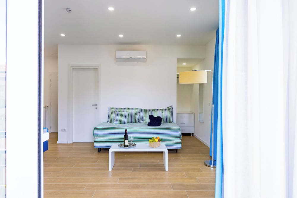 Carlo III guest house