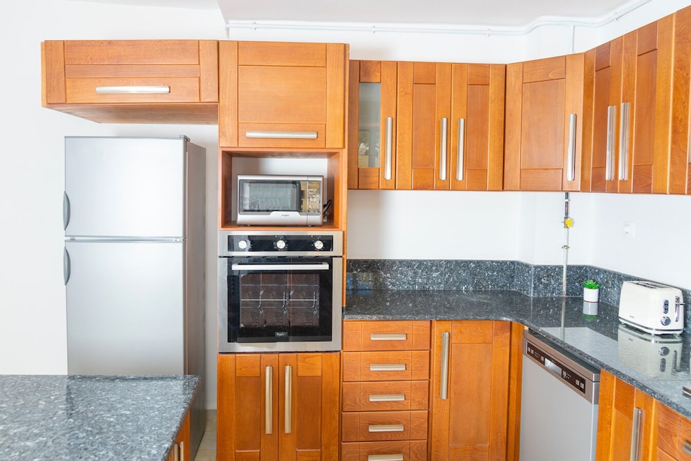 Luxueux Appartement à Bir Mourad Raïs