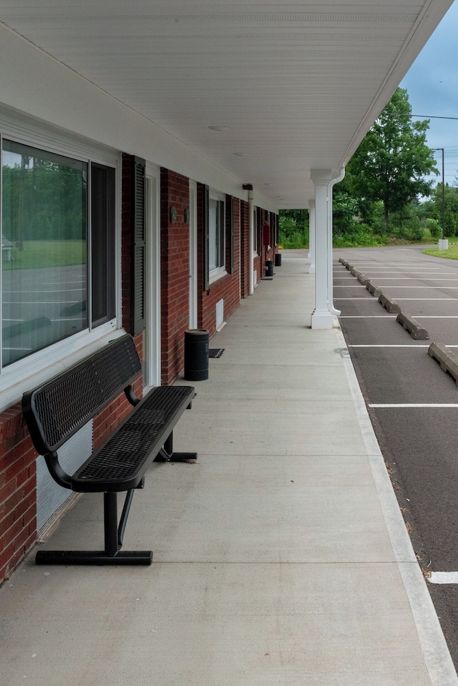 Valley Trail Inn