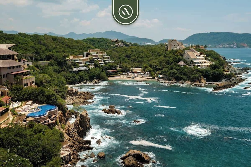 4 BR Penthouse - Breathtaking Views - Private Pool