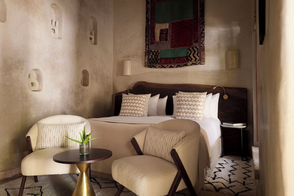Nobu Riad