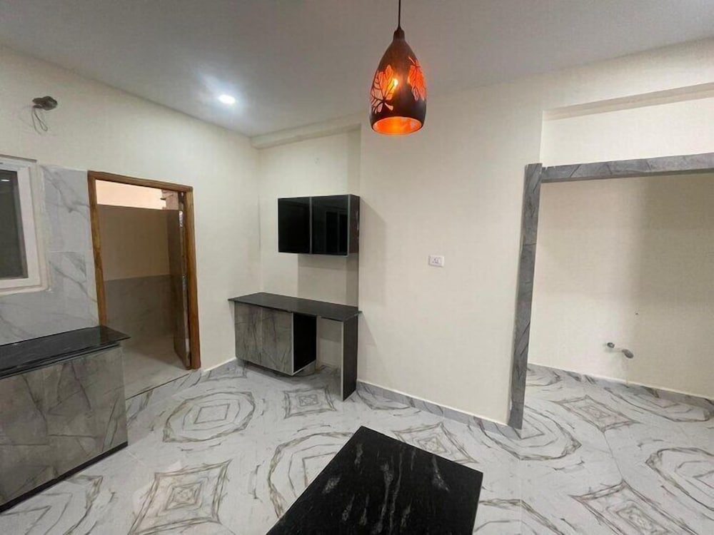 SBHS Homestay - Vrushabadri