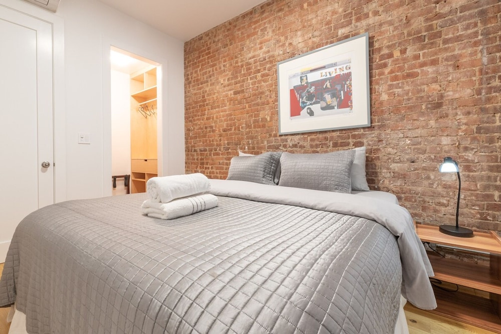 Hawthorn II by Rove Travel 3BR Apartment
