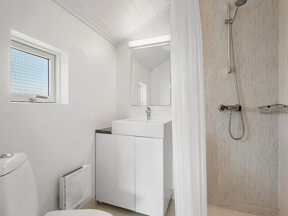 5 Person Holiday Park Home in Holbaek