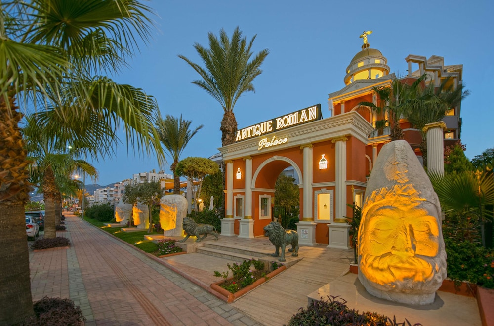 Hotel Antique Roman Palace Museum Hotel - Adults Only Ultra All Inclusive - Image 1