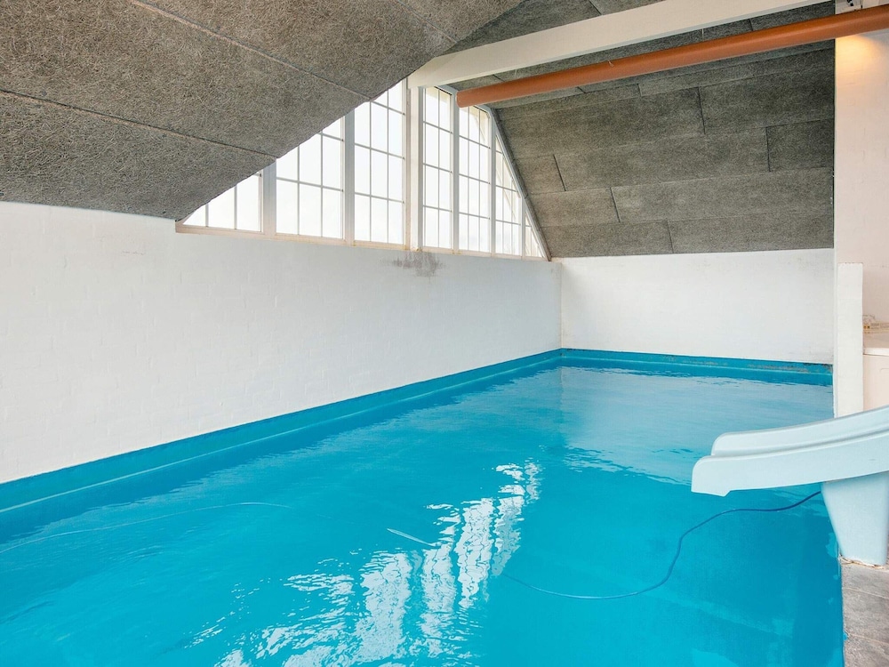 Luxury Pool House by Sea - By Traum Ferienwohnungen view 2