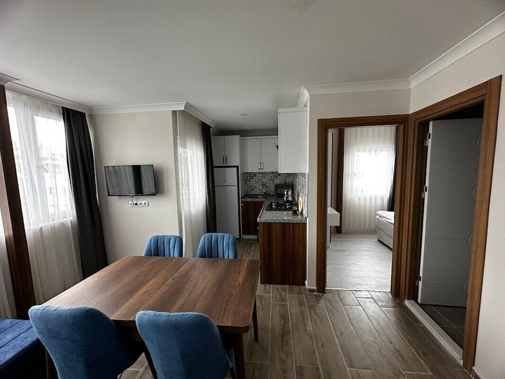THELUNACİTY HOTEL