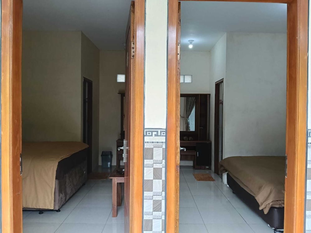 Dua Puteri Homestay Bromo