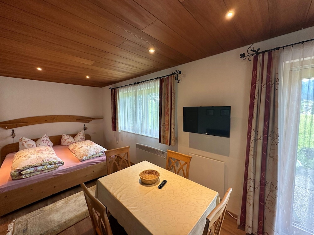 Beautiful Apartment in Gortipohl With Garden